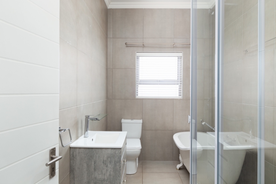 3 Bedroom Property for Sale in Laaiplek Western Cape
